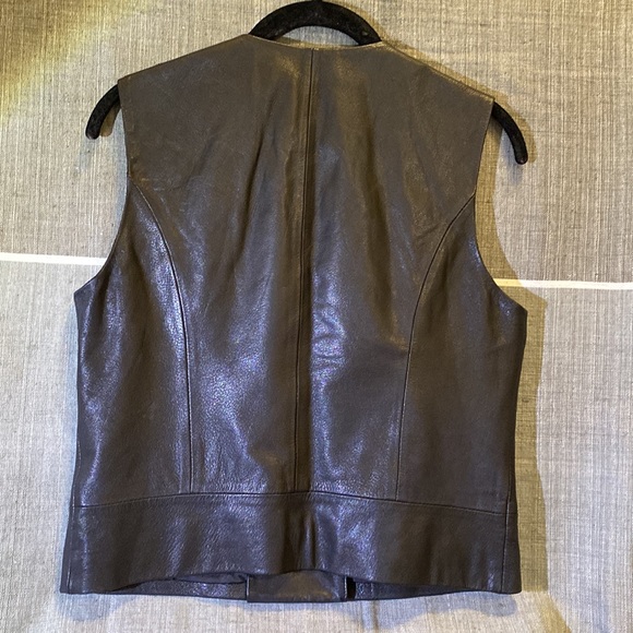 Banana Republic black double breasted Leather vest - Picture 3 of 5